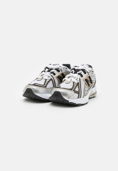 Кросівки New Balance 1906R Сірий 39 GC1906RA GC1906RA фото