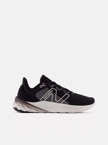 Кросівки New Balance Fresh Foam Roav V2 Чорний 45.5 MROAVHK2 MROAVHK2 фото